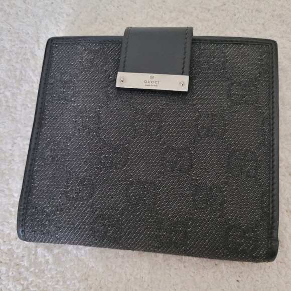 Gucci Wallet - Picture 1 of 4